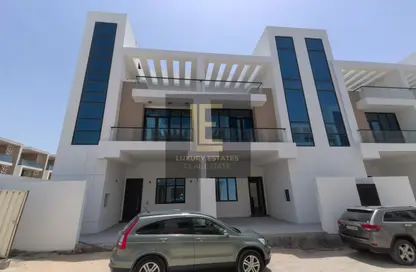 Villa - 3 Bedrooms - 5 Bathrooms for sale in Seef Lusail - Lusail City - Lusail