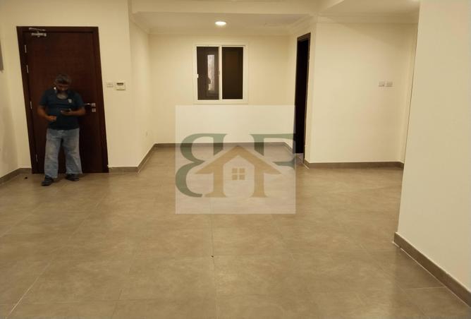 984278 - Property Image 2