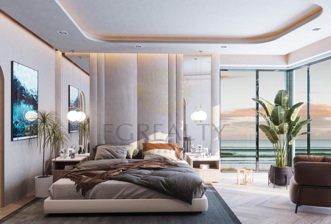 998745 - Property Image 2