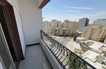 Apartment - 3 Bedrooms - 3 Bathrooms for rent in Al Mansoura - Al Mansoura - Doha