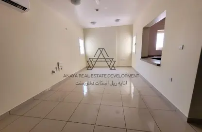 Apartment - 2 Bedrooms - 2 Bathrooms for rent in Bin Omran - Fereej Bin Omran - Doha