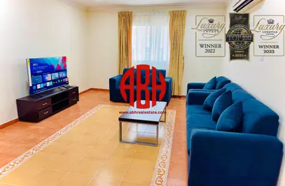 شقة - 2 غرف نوم - 2 حمامات للايجار في شارع الكورنيش - شارع الكورنيش - الدوحة