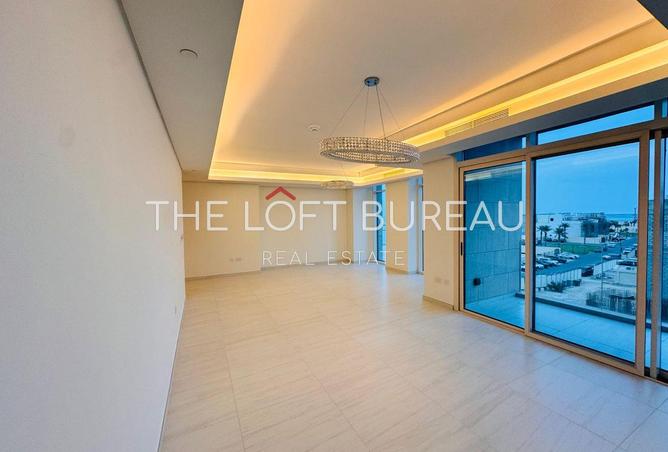 989453 - Property Image 2