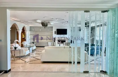 Penthouse - 7 Bedrooms - 7+ Bathrooms for rent in Viva Central - Viva Bahriyah - The Pearl Island - Doha