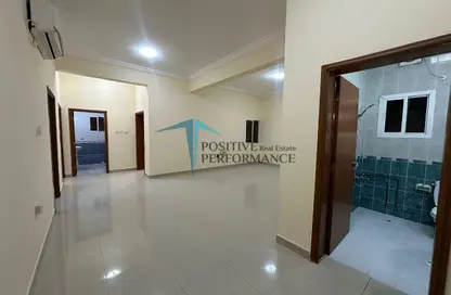 Apartment - 2 Bedrooms - 2 Bathrooms for rent in Old Airport Road - Old Airport Road - Doha