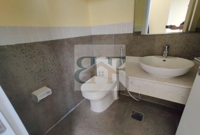 945303 - Property Image 2