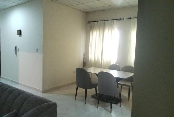 978930 - Property Image 2