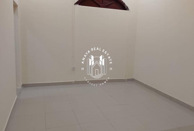 965396 - Property Image 2