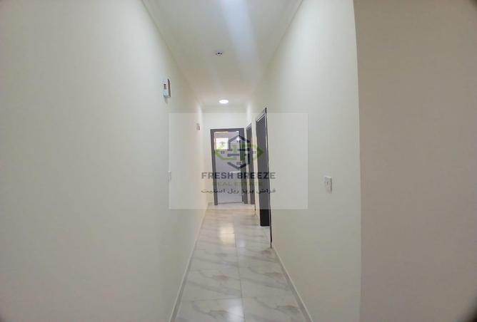 998786 - Property Image 2