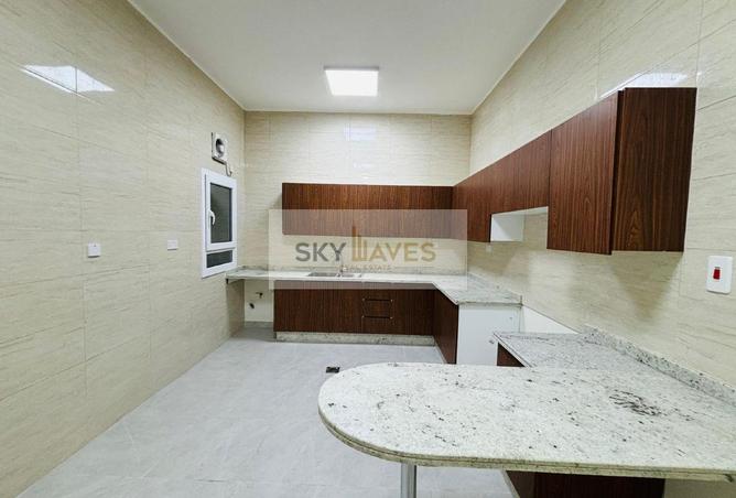 946663 - Property Image 3