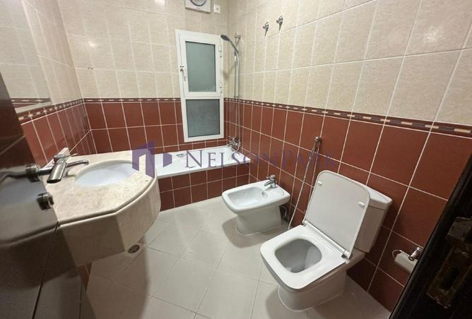 978692 - Property Image 2