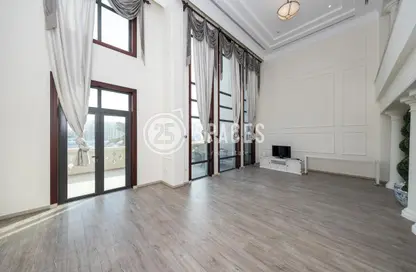 Empty Room image for: Townhouse - 4 Bedrooms - 5 Bathrooms for sale in West Porto Drive - Porto Arabia - The Pearl Island - Doha, Image 1