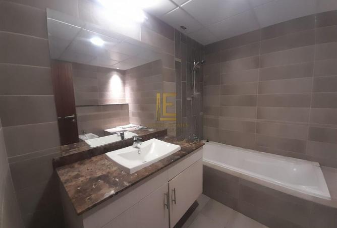 963777 - Property Image 2