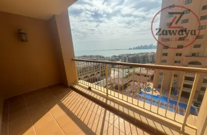 صورة لـ شرفة شقة - غرفة نوم - 2 حمامات للايجار في طريق بورتو الغربي - بورتو أرابيا - جزيرة اللؤلؤة - الدوحة ، صورة رقم 1