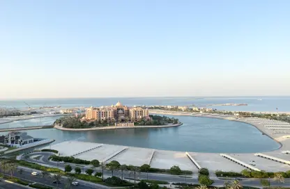 Apartment - 2 Bedrooms - 3 Bathrooms for rent in Tower 18 - Porto Arabia - The Pearl Island - Doha
