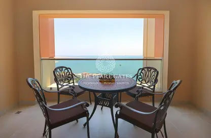 شقة - 2 غرف نوم - 3 حمامات للايجار في ابراج المتحدة - فيفا بحرية - جزيرة اللؤلؤة - الدوحة