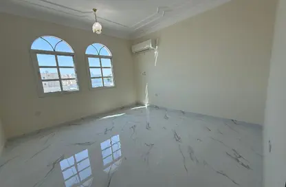 فيلا - 4 غرف نوم - 4 حمامات للايجار في الثمامة - الثمامة - الدوحة