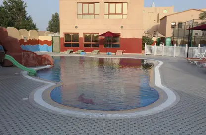 Compound - 3 Bedrooms - 3 Bathrooms for rent in Bu Hamour Street - Abu Hamour - Doha