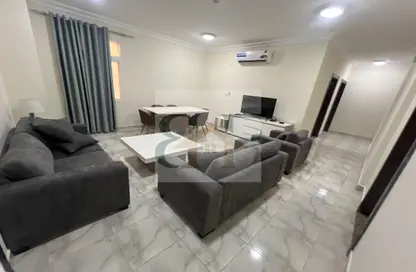 Apartment - 2 Bedrooms - 2 Bathrooms for rent in Al Sadd Road - Al Sadd - Doha