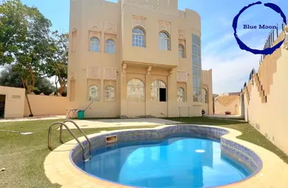Villa - 4 Bedrooms - 6 Bathrooms for rent in West Gate - West Bay Lagoon - Doha