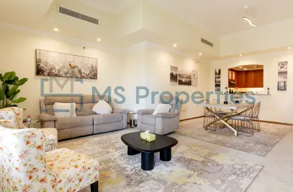 Apartment - 1 Bedroom - 2 Bathrooms for rent in West Porto Drive - Porto Arabia - The Pearl Island - Doha