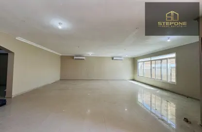Villa - 5 Bedrooms - 5 Bathrooms for rent in Al Thumama - Al Thumama - Doha