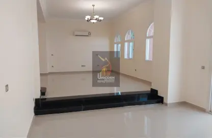 Compound - 5 Bedrooms - 7 Bathrooms for rent in Bu Hamour Street - Abu Hamour - Doha