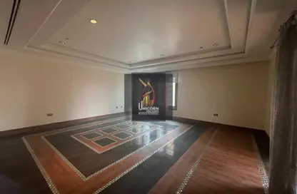 Apartment - 3 Bedrooms - 3 Bathrooms for rent in West Porto Drive - Porto Arabia - The Pearl Island - Doha