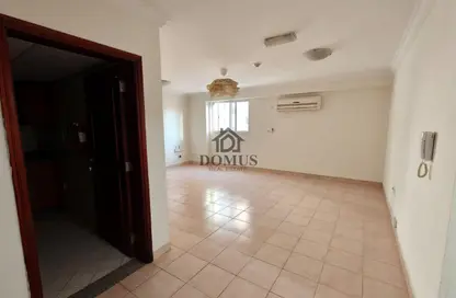 Apartment - 3 Bedrooms - 3 Bathrooms for rent in Anas Street - Fereej Bin Mahmoud North - Fereej Bin Mahmoud - Doha