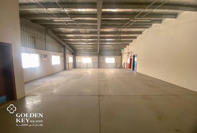 939865 - Property Image 2