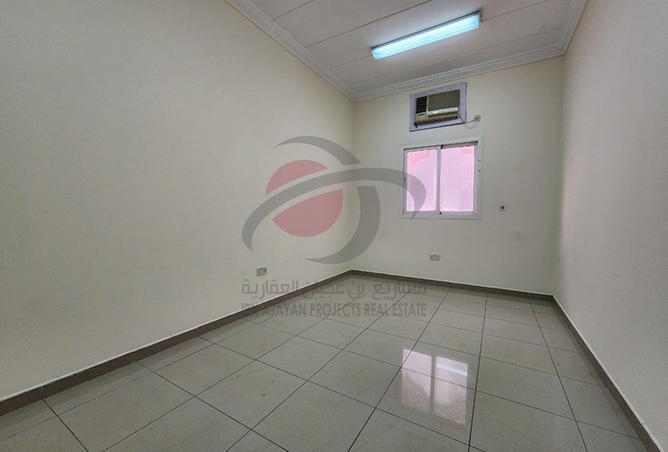 984615 - Property Image 2