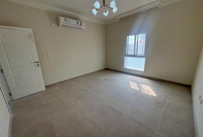 932924 - Property Image 3