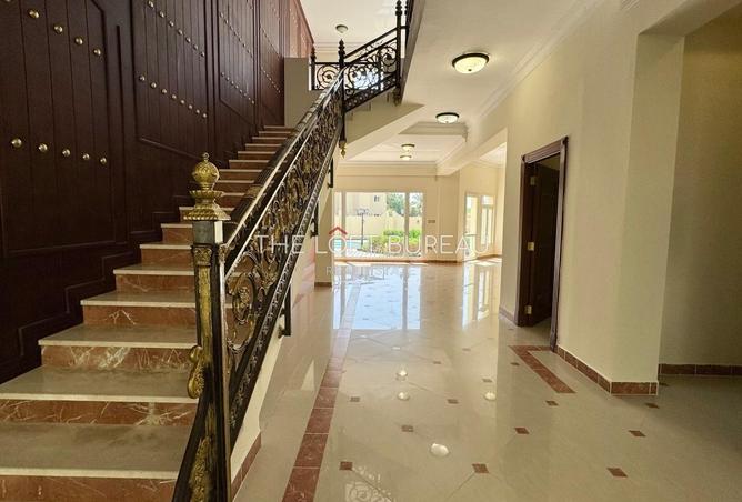 939700 - Property Image 2