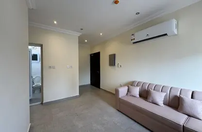 Apartment - 2 Bedrooms - 2 Bathrooms for rent in Al Jazeera Street - Fereej Bin Mahmoud North - Fereej Bin Mahmoud - Doha Apartment - 2 Bedrooms - 2 Bathrooms for rent in Al Jazeera Street - Fereej Bin Mahmoud North - Fereej Bin Mahmoud - Doha