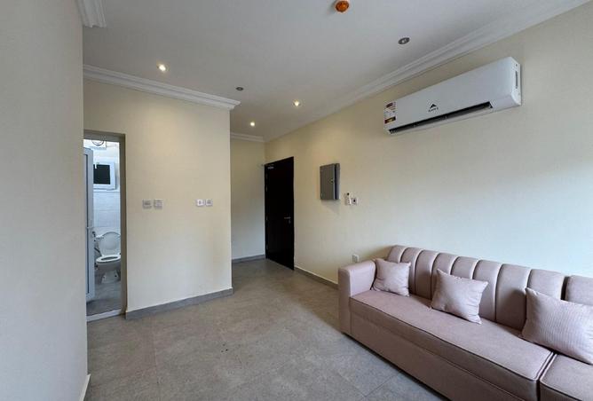 988799 - Property Image 3