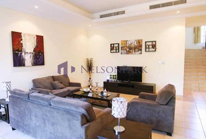 979659 - Property Image 2