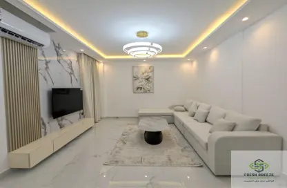 Apartment - 2 Bedrooms - 2 Bathrooms for rent in Umm Ghuwailina 4 - Umm Ghuwailina - Doha