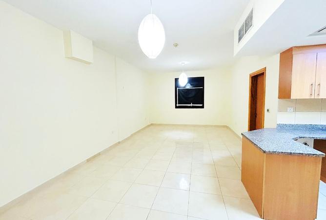 967434 - Property Image 3