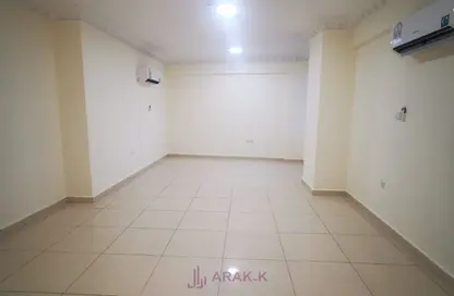 Apartment - 3 Bedrooms - 3 Bathrooms for rent in Muntazah 13 - Al Muntazah - Doha
