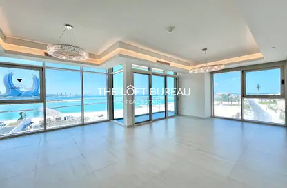 Apartment - 2 Bedrooms - 3 Bathrooms for sale in Gewan Island - The Pearl Island - Doha