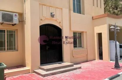 Villa - 4 Bedrooms - 3 Bathrooms for rent in Ain Khaled - Doha