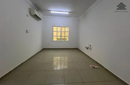 Apartment - 2 Bedrooms - 2 Bathrooms for rent in Al Muntazah Street - Al Muntazah - Doha
