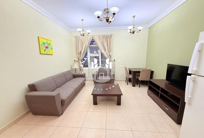 976479 - Property Image 2