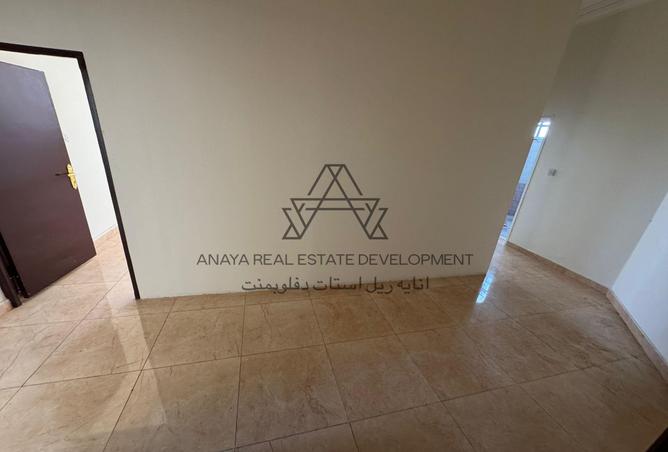 933967 - Property Image 3