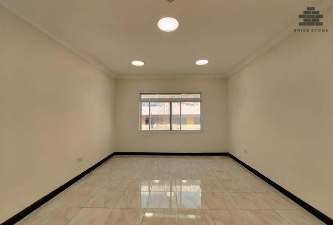 954138 - Property Image 3