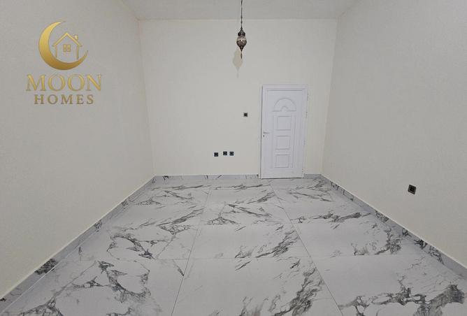 999132 - Property Image 2