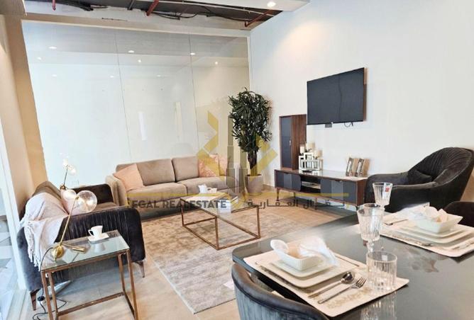 958674 - Property Image 2