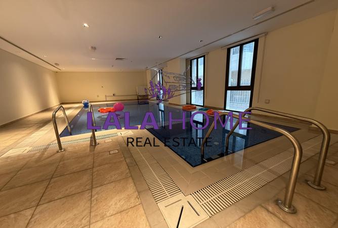 967907 - Property Image 3