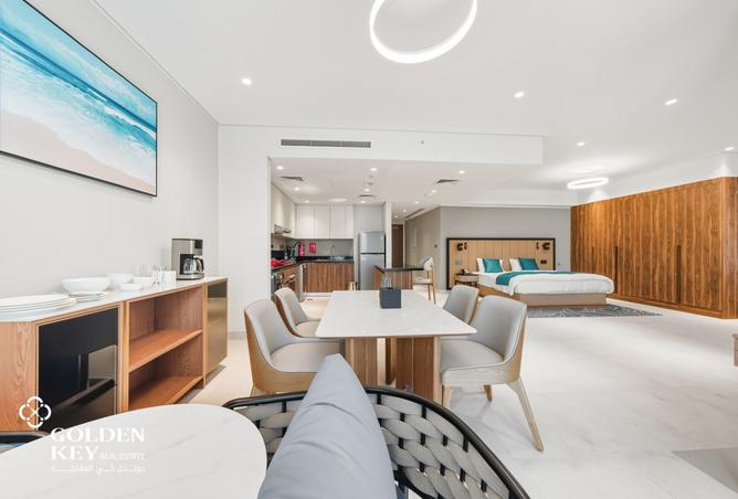 985492 - Property Image 3