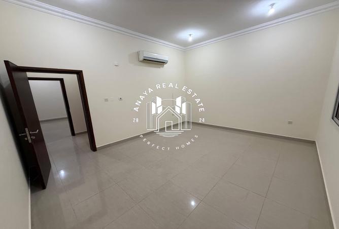 980612 - Property Image 3